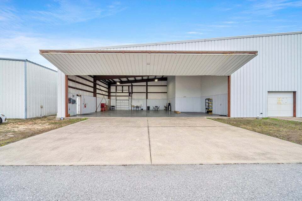 1001 Airport Rd, Destin, FL for sale Building Photo- Image 1 of 1