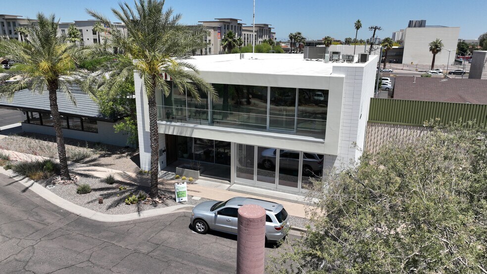 1437 N 1st St, Phoenix, AZ à vendre - Photo du bâtiment - Image 2 de 26