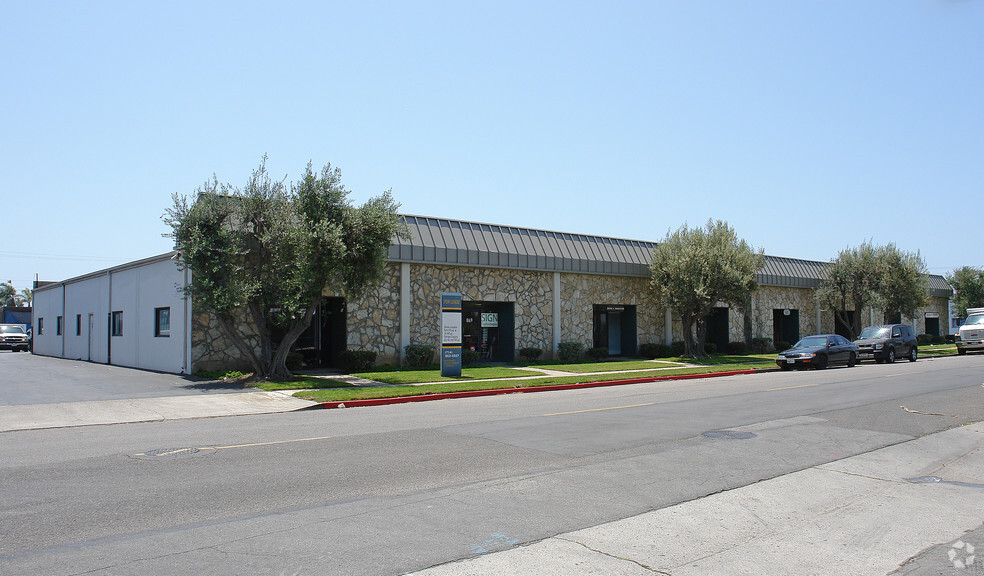 883-897 W 16th St, Newport Beach, CA for sale - Primary Photo - Image 1 of 1