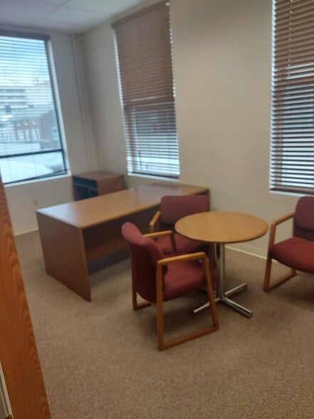 46 Paterson St, New Brunswick, NJ for lease - Interior Photo - Image 2 of 7