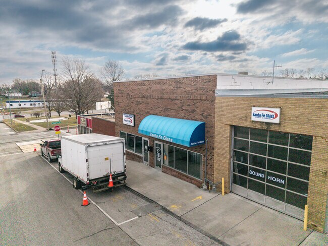 More details for 147 E Lexington Ave, Independence, MO - Retail for Lease