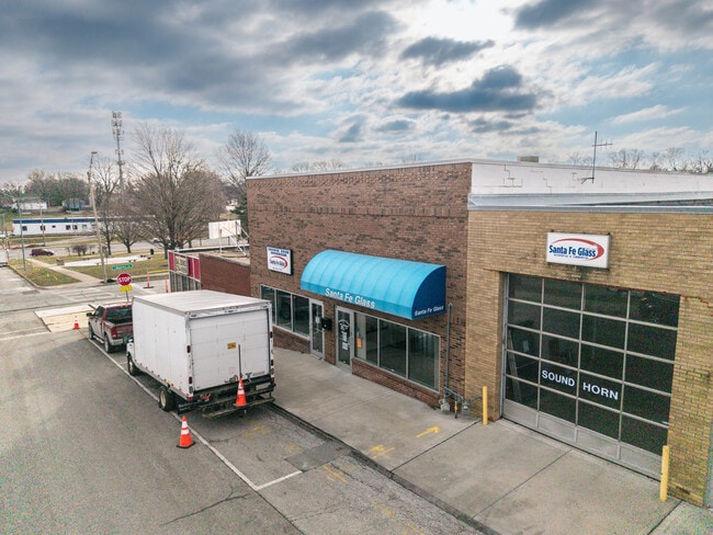 More details for 147 E Lexington Ave, Independence, MO - Retail for Sale