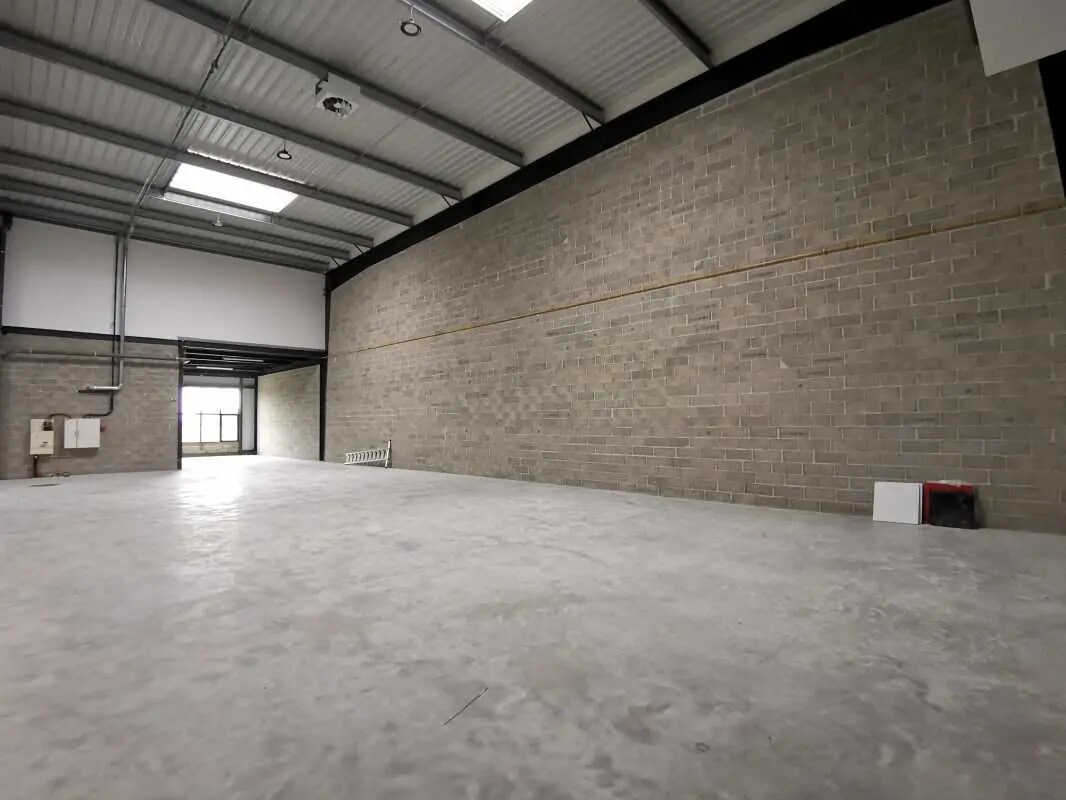 Flex in Saint-Pierre-du-Perray for sale Interior Photo- Image 1 of 6