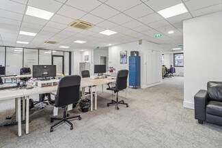 Plus de détails pour 39 Rue Anatole France, Levallois-Perret - Bureau à louer