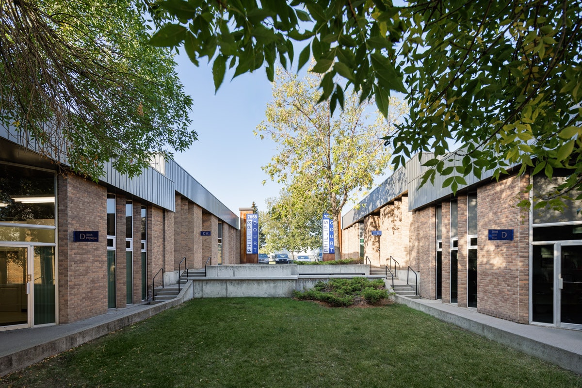 7056 Farrell Rd SE, Calgary, AB à louer Photo intérieure- Image 1 de 15