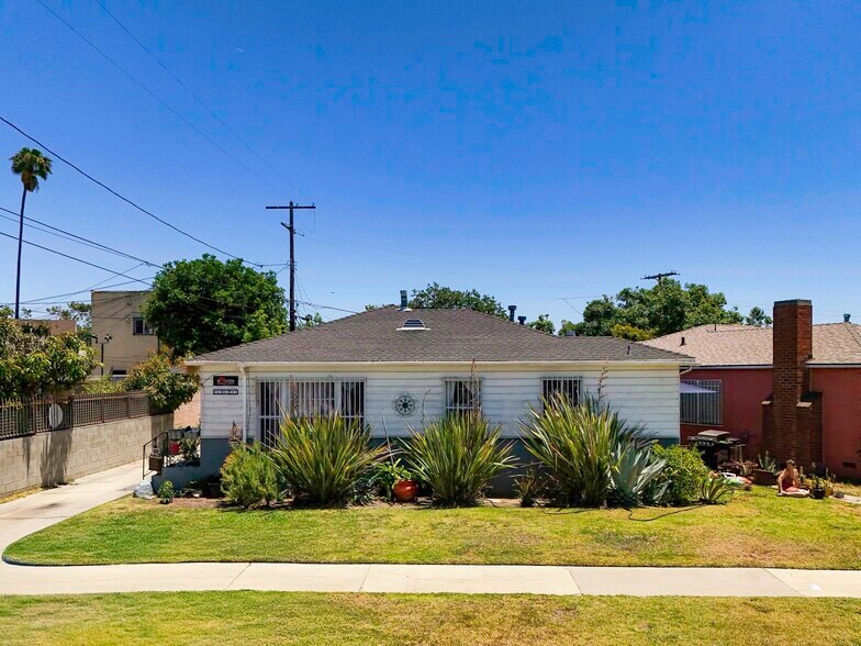 2918 11th Ave, Los Angeles, CA à vendre - Photo principale - Image 2 de 6