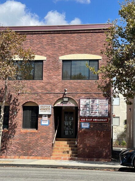 801 E Broadway, Glendale, CA for lease - Building Photo - Image 2 of 12