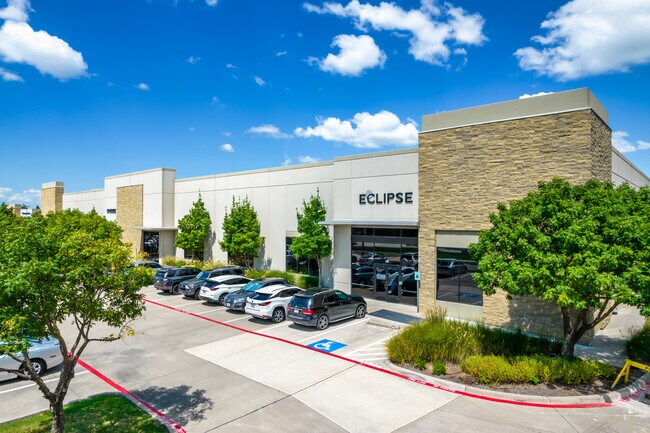 Plus de détails pour 5916 Stone Creek Dr, The Colony, TX - Local d'activités à louer