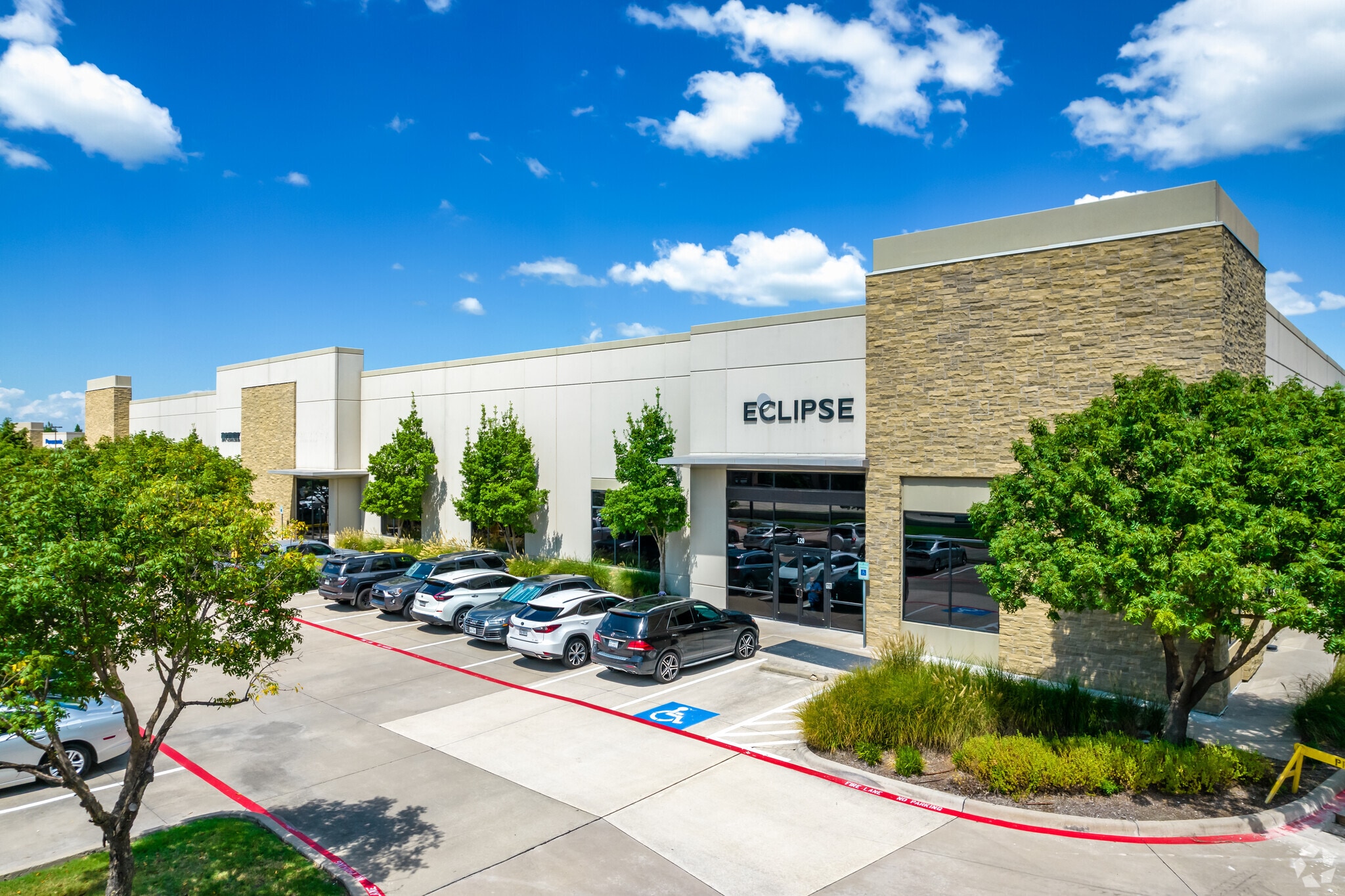 5916 Stone Creek Dr, The Colony, TX for lease Building Photo- Image 1 of 6