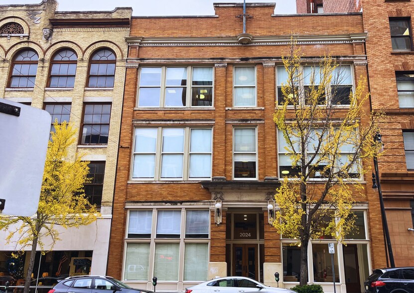 2024 3rd Ave N, Birmingham, AL à vendre - Photo principale - Image 1 de 4