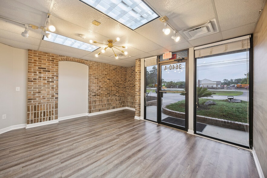 3640 Ashley Phosphate Rd, Charleston, SC à louer - Photo du bâtiment - Image 2 de 28