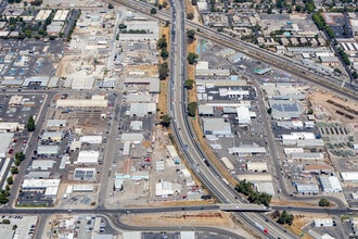 1413 Lone Palm Ave, Modesto, CA - AERIAL map view
