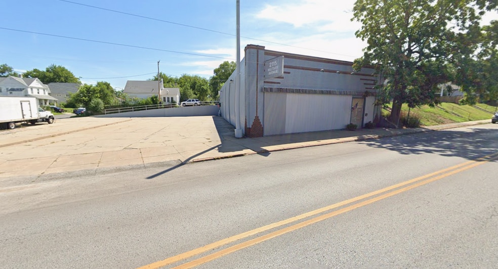 2115 Military Ave, Omaha, NE for sale - Building Photo - Image 3 of 3