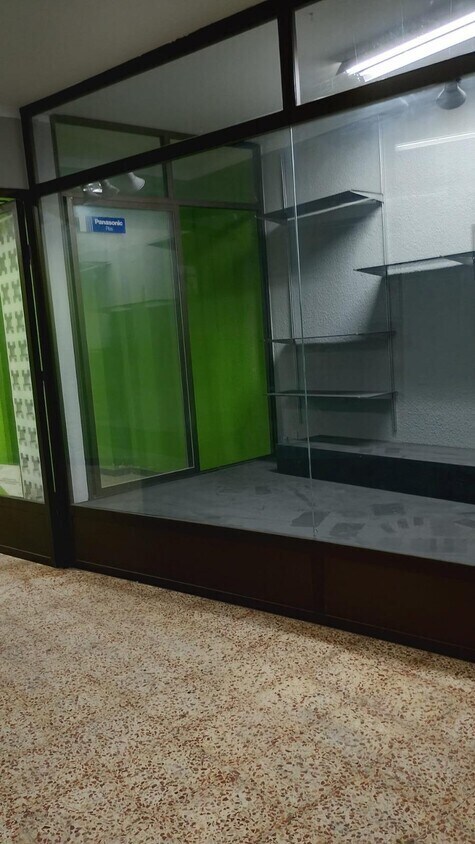 Retail in Castelldefels, Barcelona for lease Interior Photo- Image 1 of 15