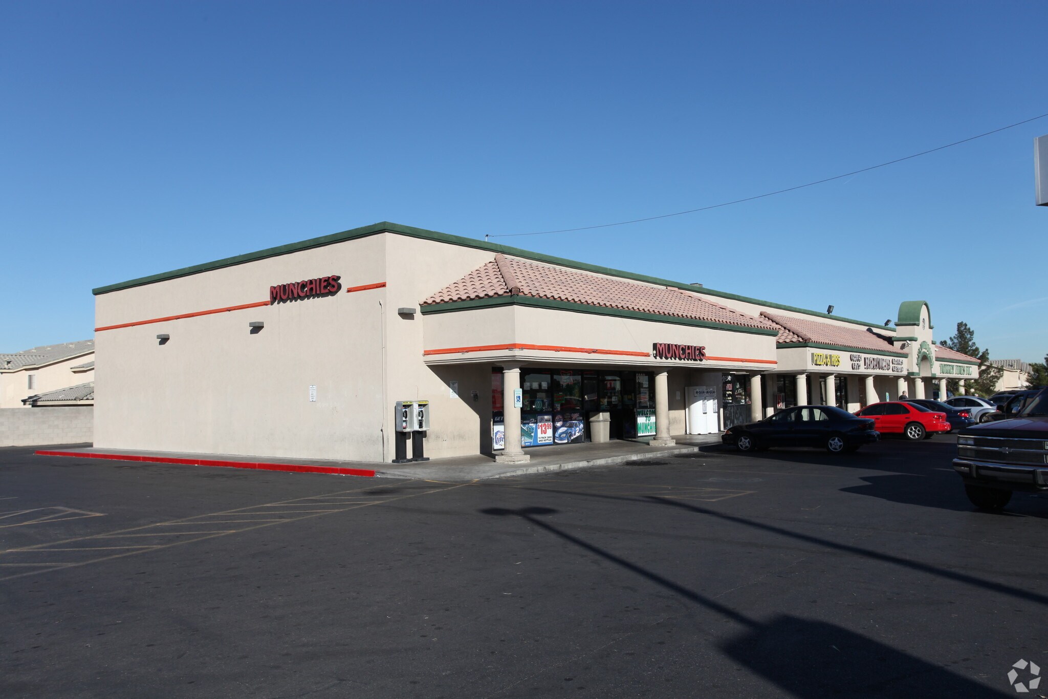 6370-6390 W Lake Mead Blvd, Las Vegas, NV à vendre Photo principale- Image 1 de 1