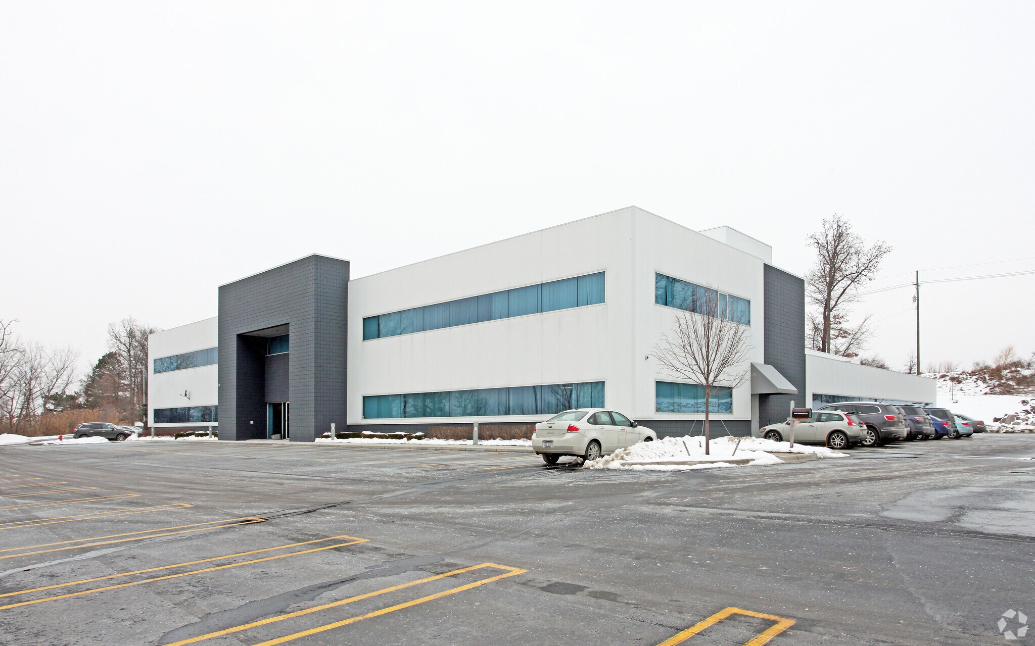 1200 Harmon Rd, Auburn Hills, MI for sale Primary Photo- Image 1 of 3