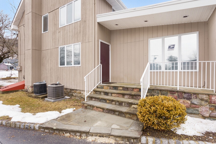 328 Green Pond Rd, Hibernia, NJ for lease - Building Photo - Image 3 of 27