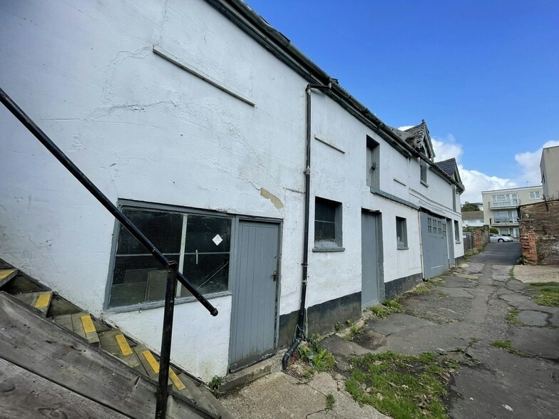 Workshops to rear of, 18-20 Church Rd, St Leonards On Sea à vendre - Photo du bâtiment - Image 2 de 12