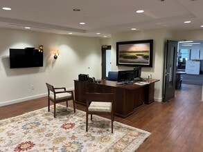 24 Drayton St, Savannah, GA for lease Interior Photo- Image 1 of 9