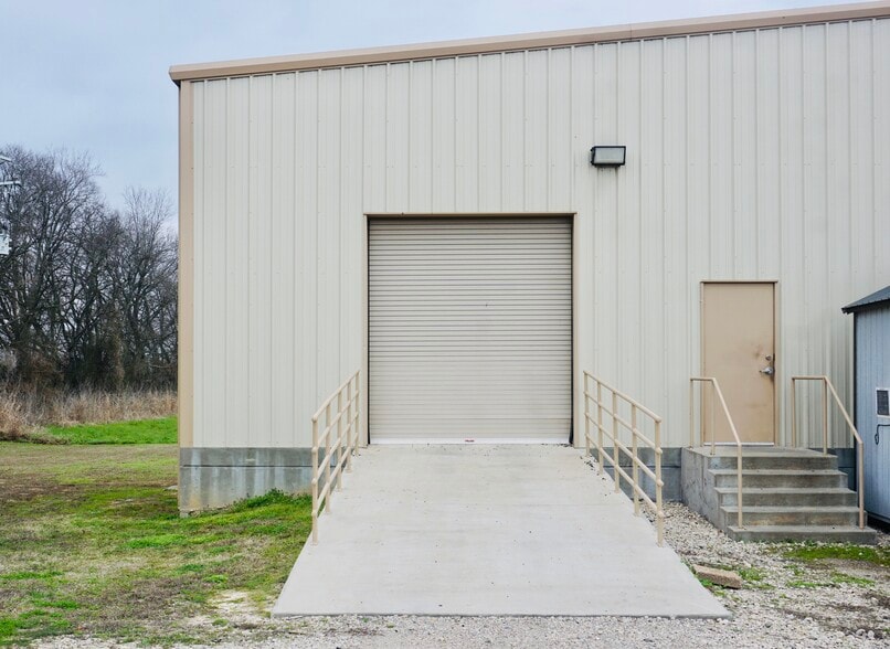 342 Farm Road 2653 S, Brashear, TX à louer - Photo du bâtiment - Image 3 de 8