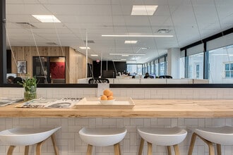 720 Robson St, Vancouver, BC for lease Interior Photo- Image 2 of 5