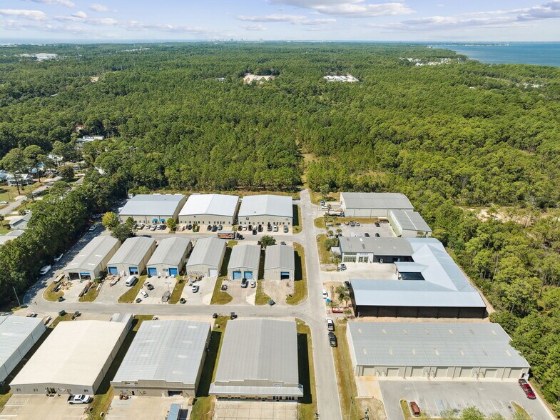 605 N County Highway 393, Santa Rosa Beach, FL for lease - Building Photo - Image 3 of 26