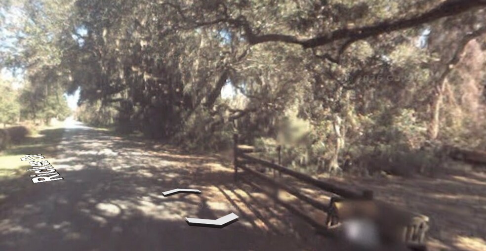 37920 Ricker Dr, Lady Lake, FL for sale - Primary Photo - Image 1 of 6