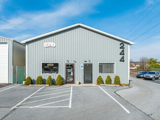 Plus de détails pour 244 W 2nd St, Hummelstown, PA - Industriel à vendre