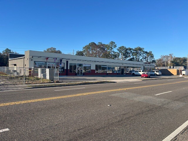 5333 Lenox Ave, Jacksonville, FL à louer - Photo du bâtiment - Image 2 de 5