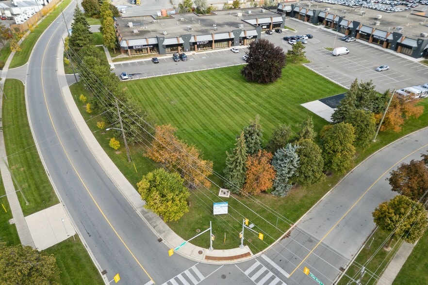 21 Van Kirk dr, Brampton, ON for sale - Building Photo - Image 1 of 3