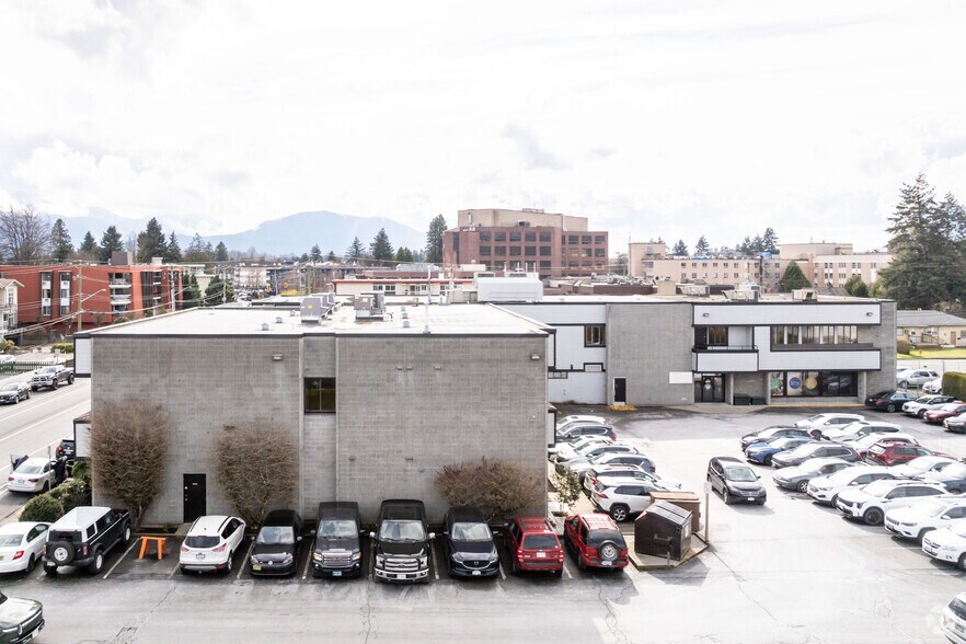 9123 Mary St, Chilliwack, BC à louer - Photo du bâtiment - Image 3 de 3