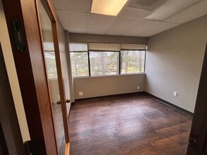 1776 Woodstead Ct, The Woodlands, TX for lease Building Photo- Image 2 of 8