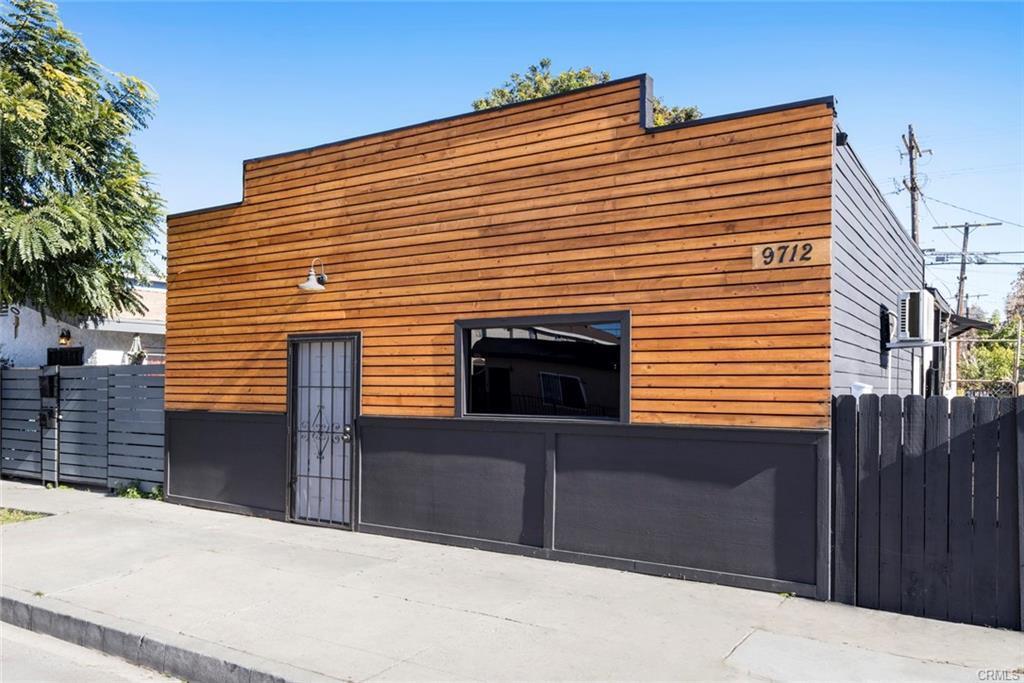 9712 S San Pedro St, Los Angeles, CA for sale Building Photo- Image 1 of 21
