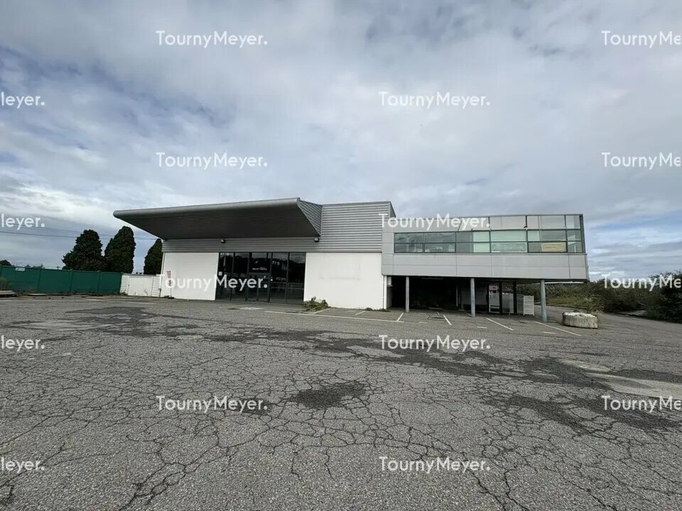 Industrial in Portet-sur-Garonne for lease Building Photo- Image 1 of 8