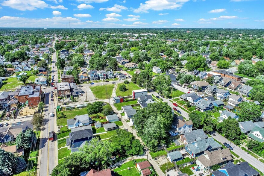 1717 Prospect St, Indianapolis, IN à vendre - Photo du bâtiment - Image 2 de 5