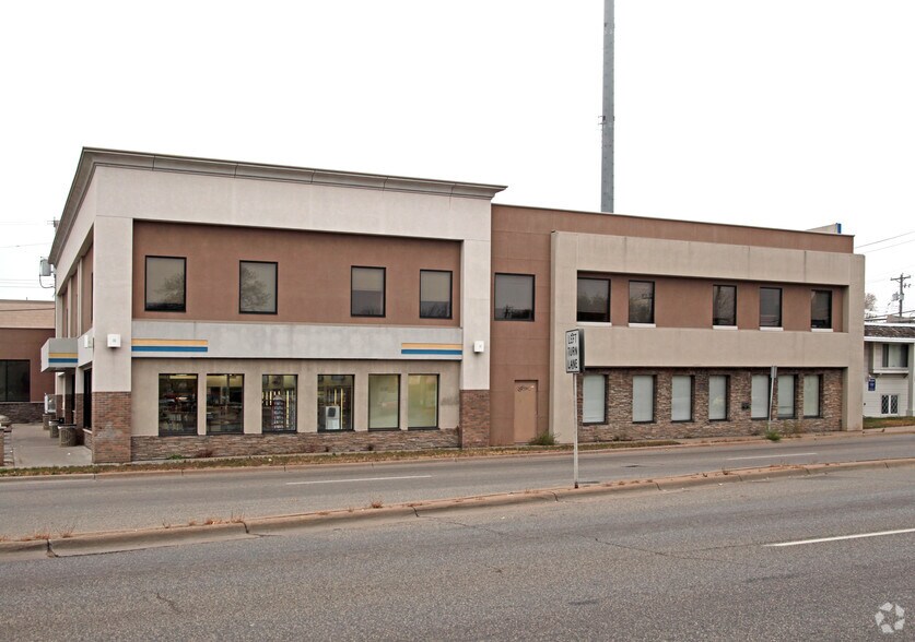 281-295 Snelling Ave N, Saint Paul, MN à vendre - Photo du bâtiment - Image 2 de 5