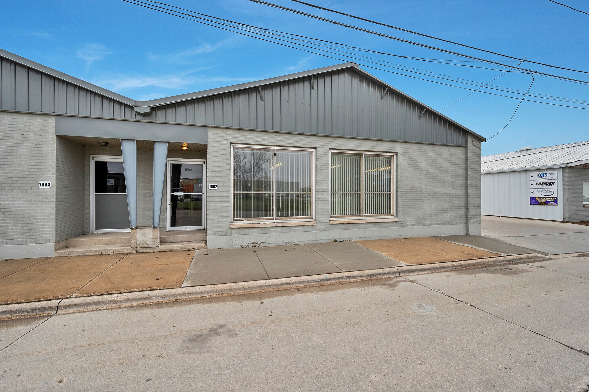 1662 Morrow St, Green Bay, WI à louer Photo intérieure- Image 1 de 33