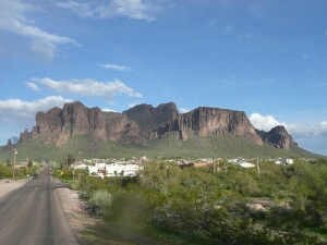 910 E Scenic St, Apache Junction, AZ à vendre Photo du bâtiment- Image 1 de 5