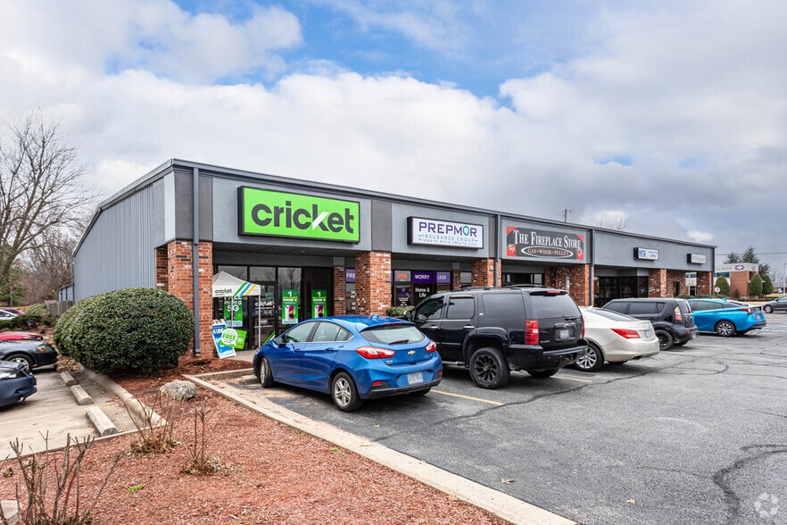 3329 W Sunset Ave, Springdale, AR for lease - Primary Photo - Image 3 of 4