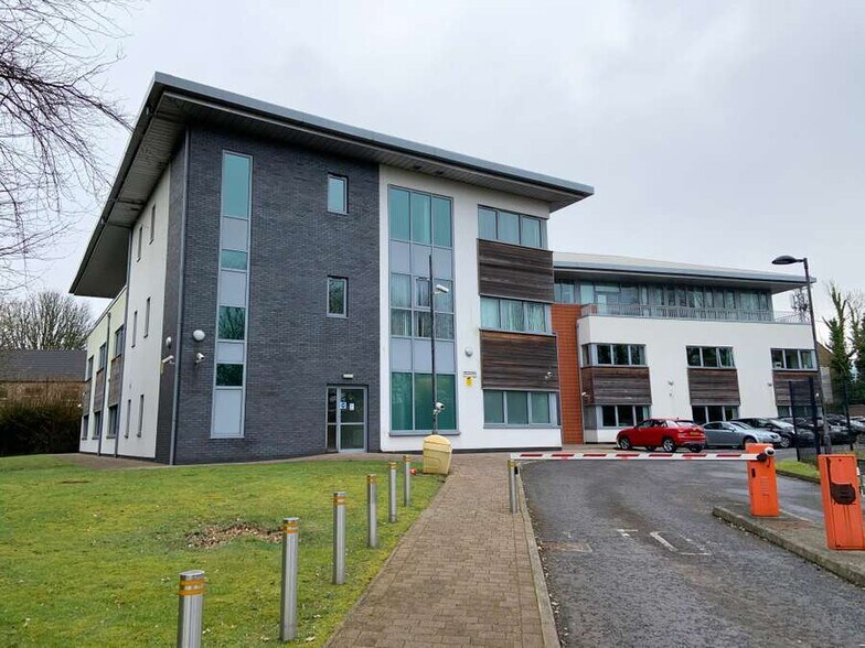 35 Limavady Rd, Londonderry à vendre - Photo du bâtiment - Image 3 de 3