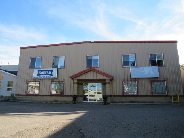 26 Rowland Cres, St. Albert, AB for sale Primary Photo- Image 1 of 1