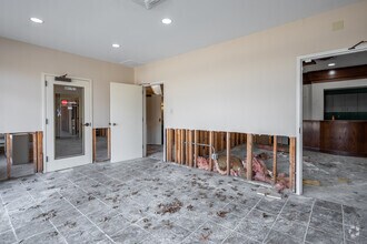 6605 Stage Rd, Memphis, TN for sale Interior Photo- Image 1 of 14