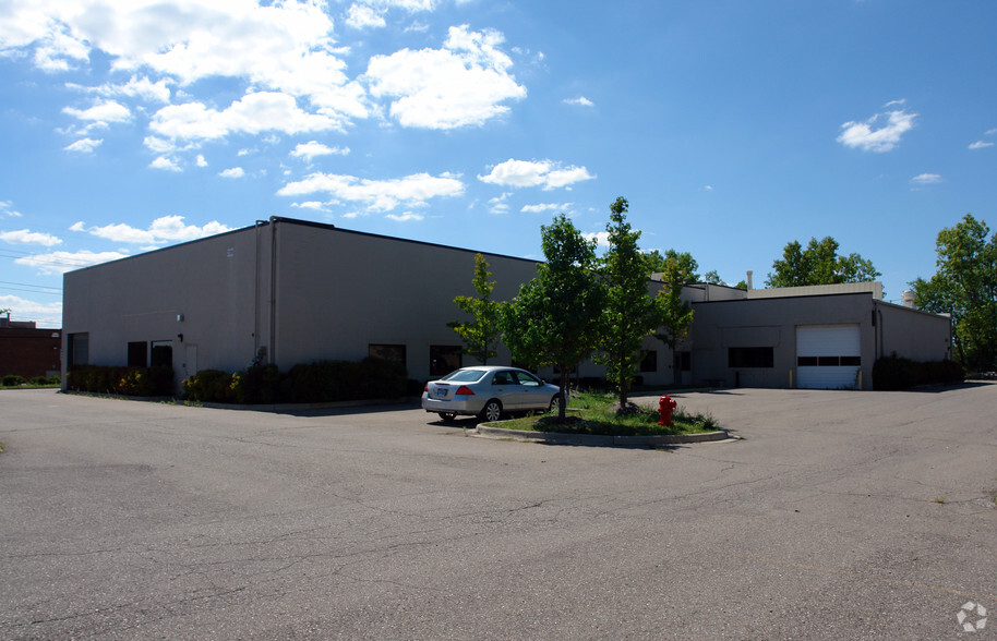 27145 S Karevich Dr, Novi, MI for lease - Building Photo - Image 2 of 3