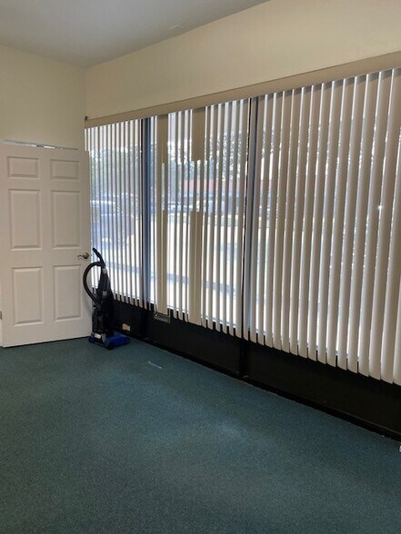 3401 Bonita Beach Rd, Bonita Springs, FL à louer - Photo intérieure - Image 2 de 9