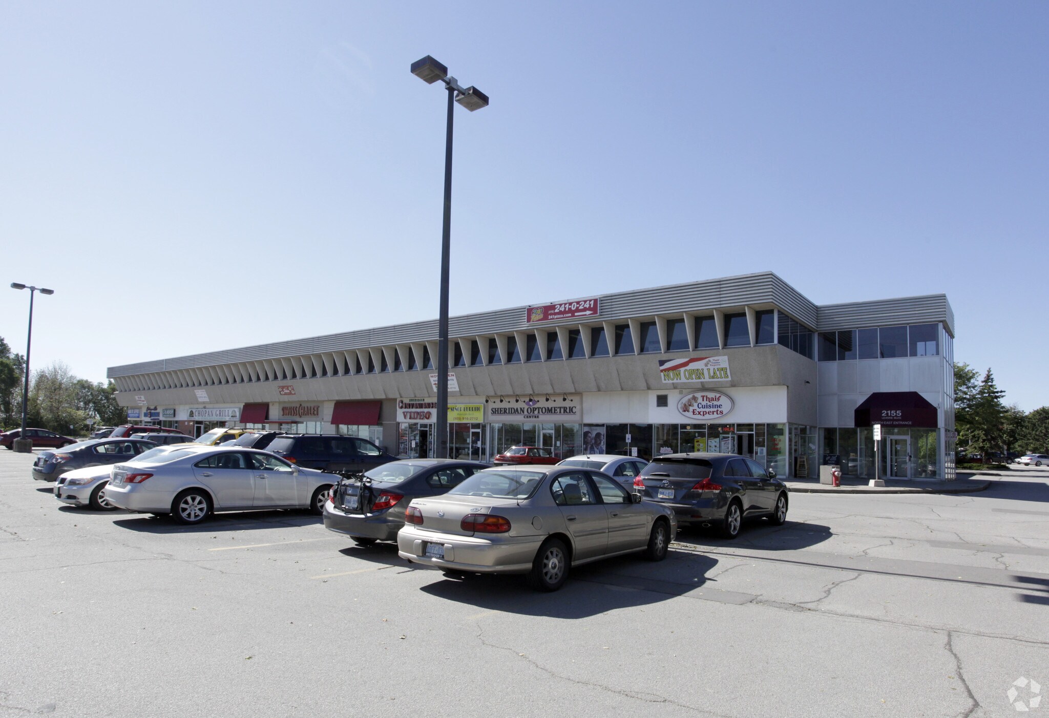 2155 Leanne Blvd, Mississauga, ON à louer Photo principale- Image 1 de 9