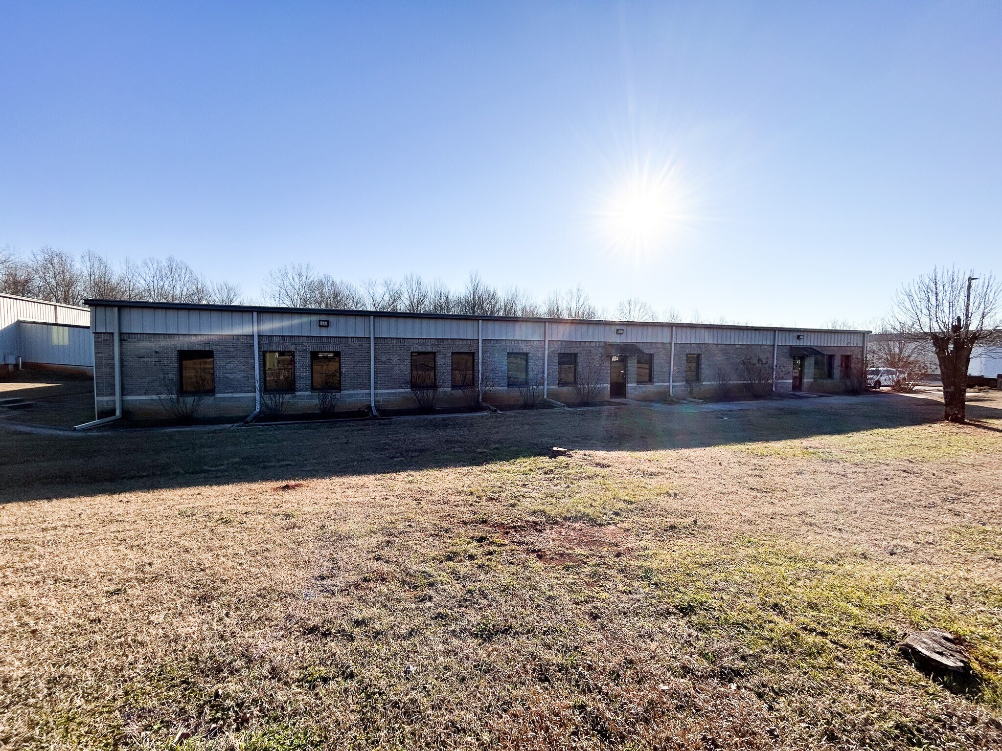 144 Jetplex Ln, Madison, AL à louer Photo principale- Image 1 de 30