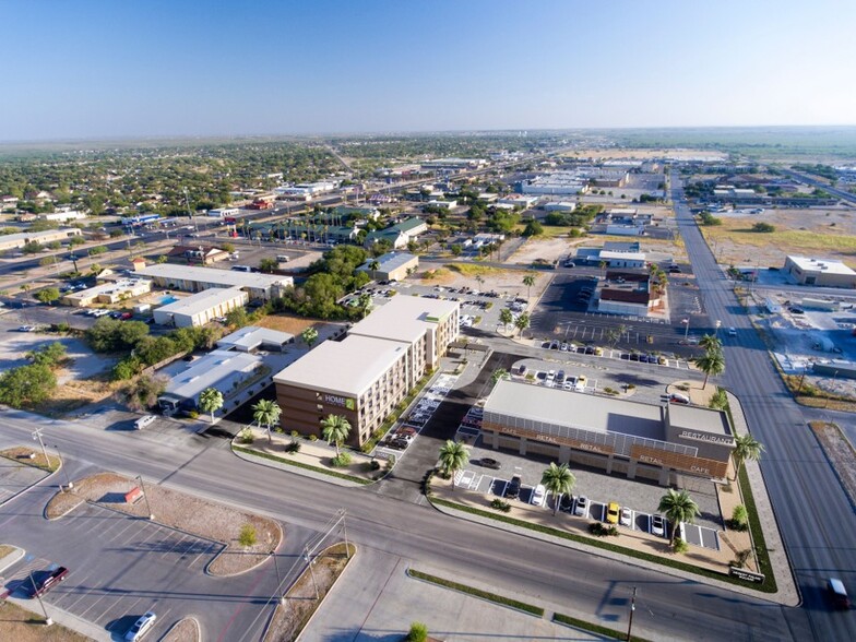 2016 Bedell Avenue, Del Rio, TX à louer - Photo du b timent - Image 2 de 2