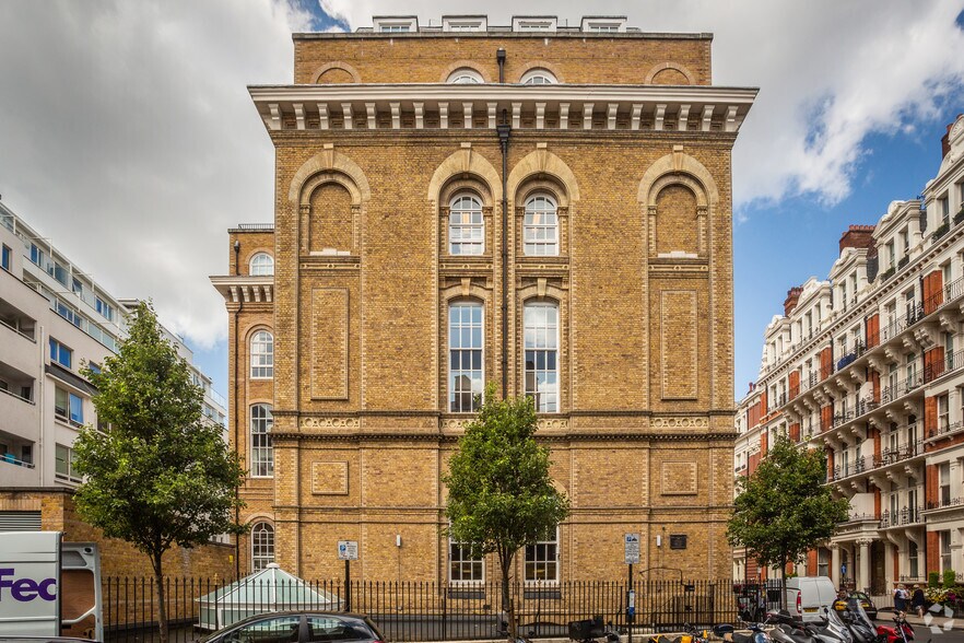 22 Carlisle Pl, Londres à louer - Photo du bâtiment - Image 2 de 7