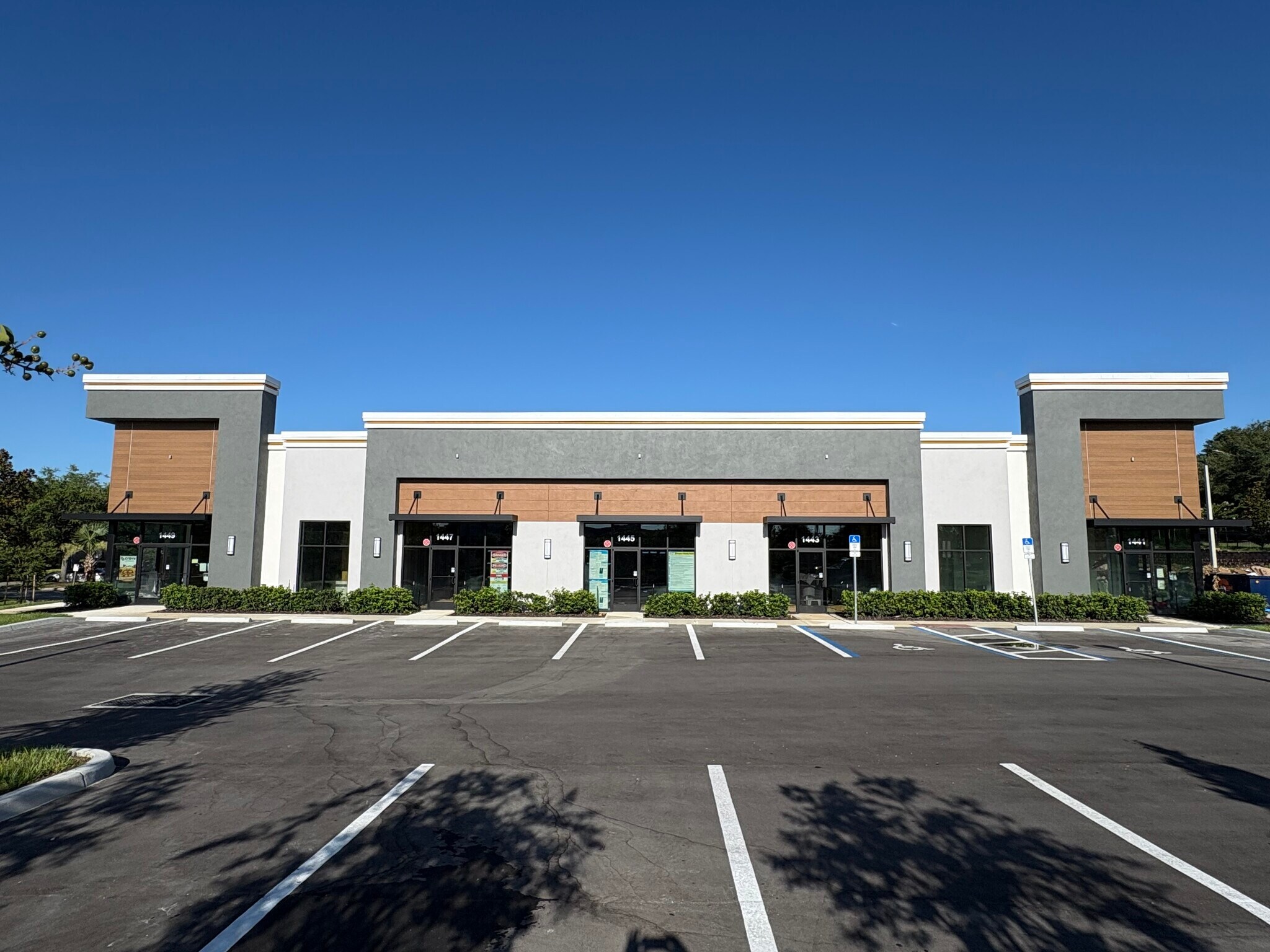 1443 Johns Lake Rd, Clermont, FL for lease Building Photo- Image 1 of 3