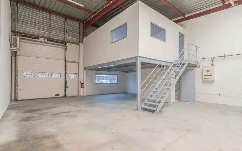 Flex dans Lisses à louer - Photo du bâtiment - Image 3 de 5